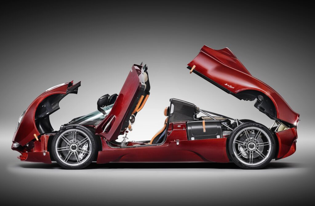 Pagani Utopia Roadster z otwartym dachem